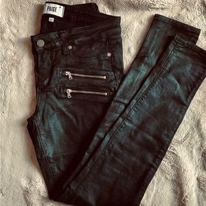 Paige Edgemont skinny jeans in black, coated, size 29.